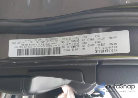 2019 Jeep Grand Cherokee Limited 4X4 из США, поврежденный, VIN 1C4RJFBG9KC642364